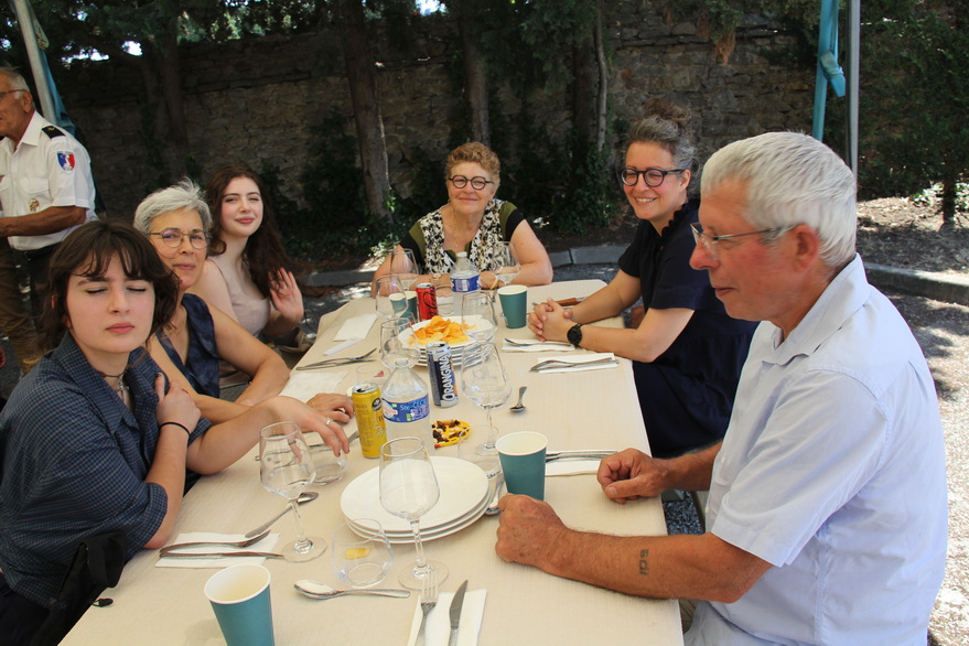 IMG_3856_2.JPG
