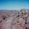 Un groupe de Paras au repos après un dur accrochage sur l\'éboulis de Moyounga (janvier 1971